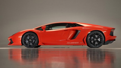 LAMBORGHINI AVENTADOR LP700-4